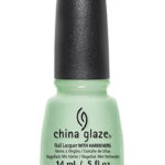 CHINA GLAZE  Nail Lacquer (0.5 fl.oz/14ml) - Re-Fresh Mint (Discontinued)