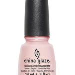 CHINA GLAZE  Nail Lacquer (0.5 fl.oz/14ml) - Innocence 72025