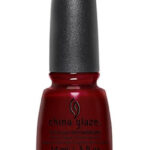 CHINA GLAZE  Nail Lacquer (0.5 fl.oz/14ml) - Seduce Me 72036
